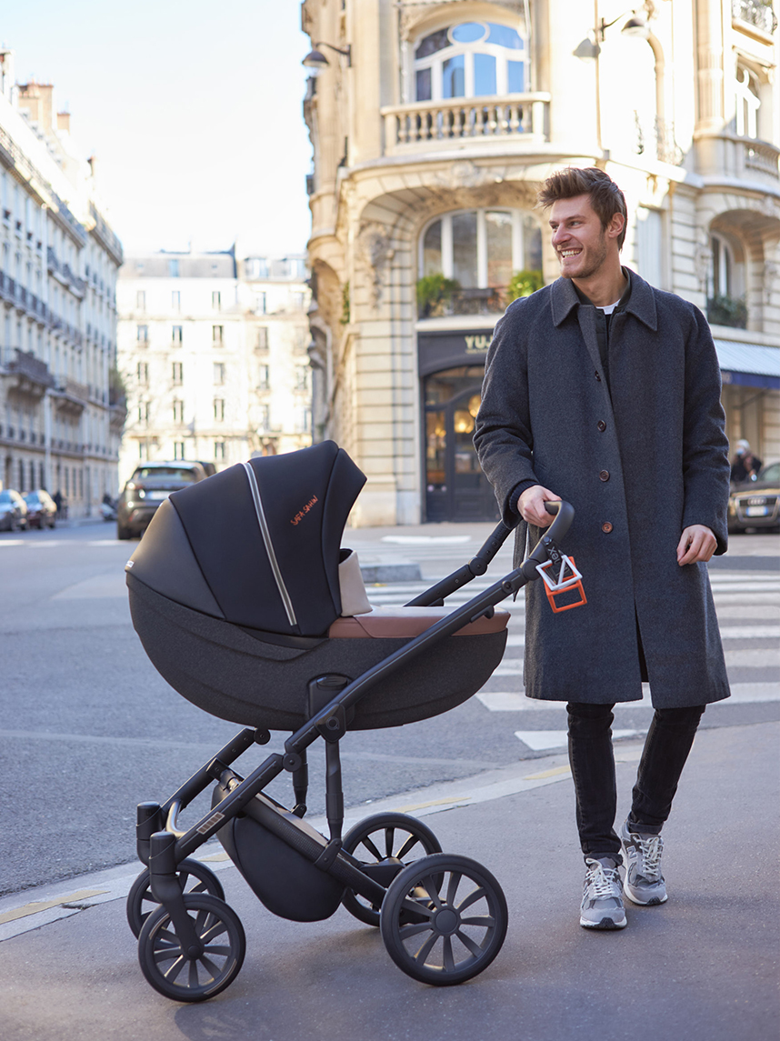 Aliens, emoticons, and a little bit of chaos: 4 strollers that will emphasize your style