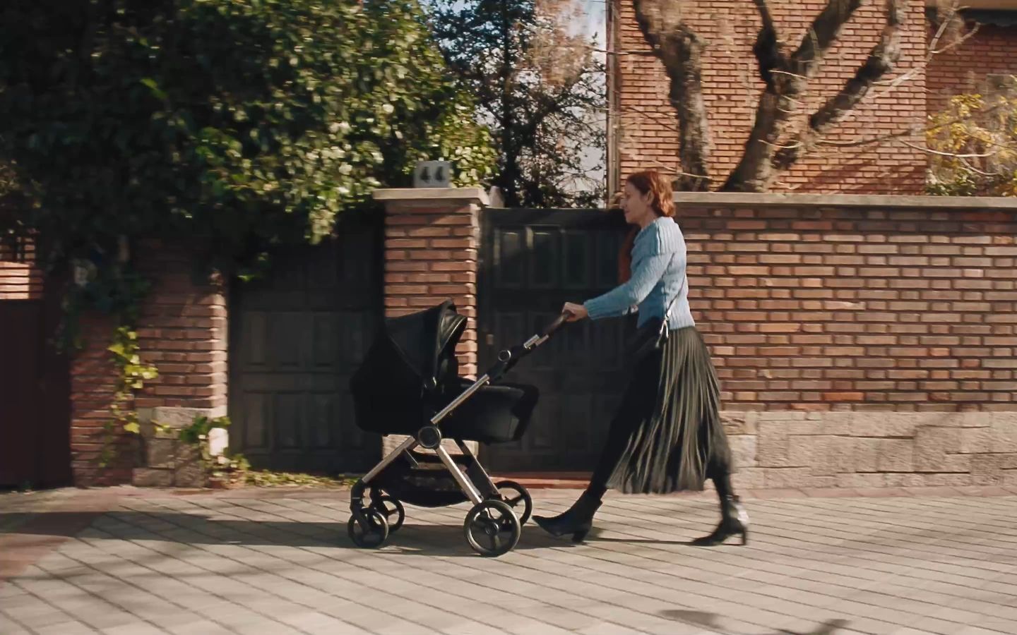 Anex IQ, made for life. The 6-in-1 stroller designed for all of yours, and your child’s needs.