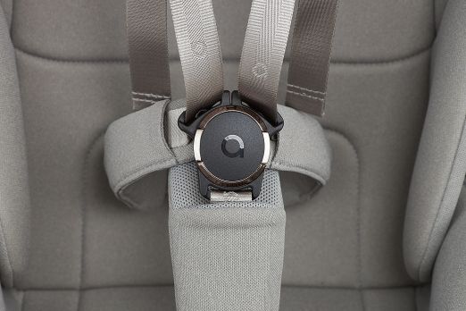 Magnetic buckle and 5 point safety belts