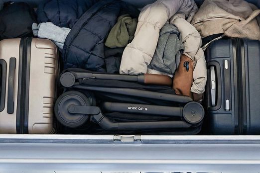 Ультракомпактна и совместа с ручной кладью