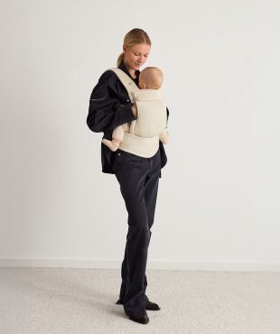 Whiz-hug