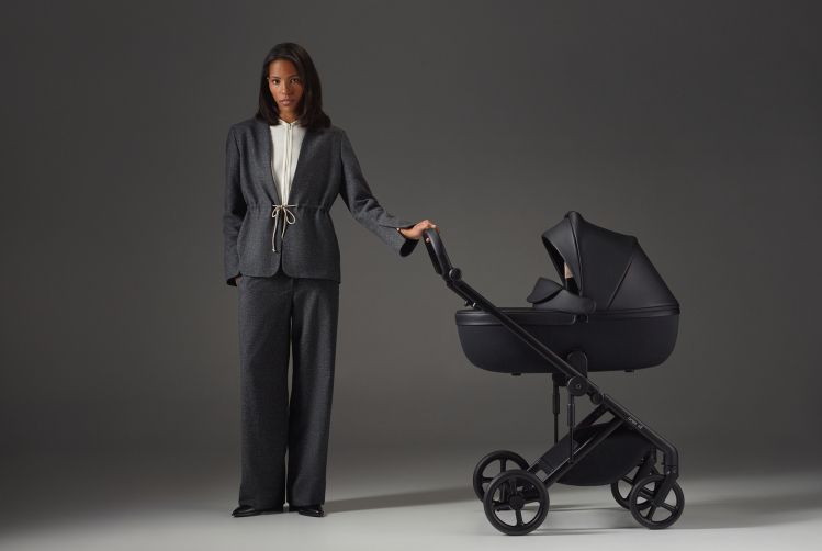 Meet Eli in color: six shades that move with your story