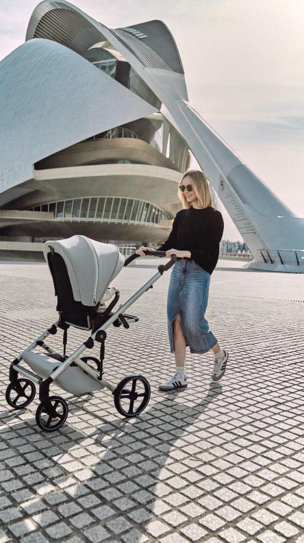 Anex Mev in real life