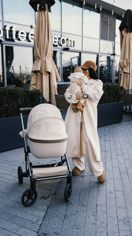 Anex Eli in real life