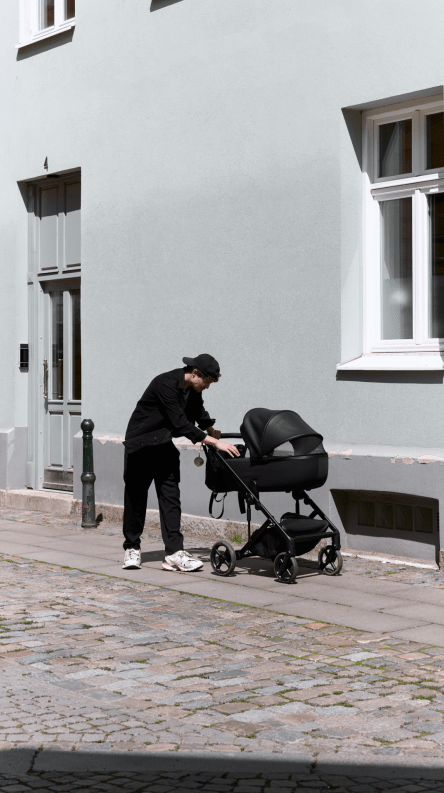 Anex Eli in real life