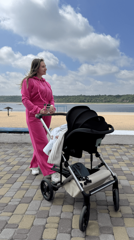 Car seat Anex x Avionaut Cosmo in real life