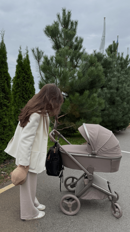 Anex Flo in real life